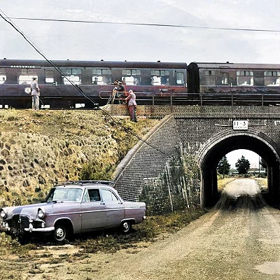 Termed "The Great Train Robbery" by the UK press, a gang of criminals halt the Glasgow to London mail train and make off with an estimated 2.6 million pounds.
